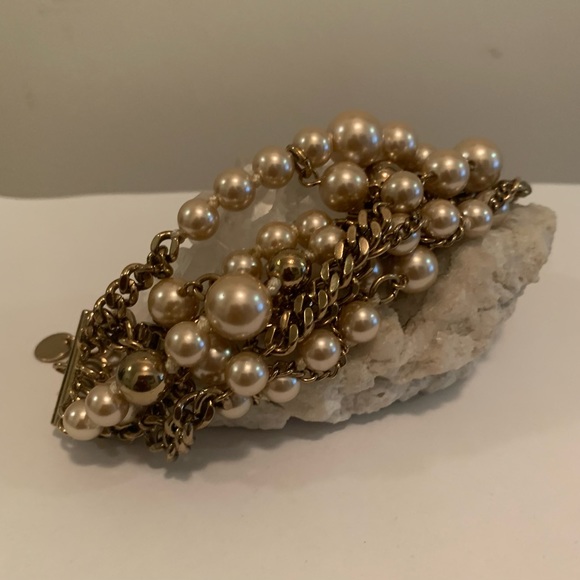 Stella & Dot Lucia Pearl Bracelet - Picture 4 of 6